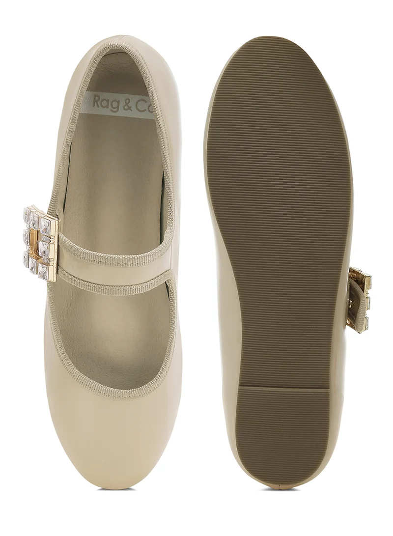 London Rag Brooch Mary Jane Sandals in Beige