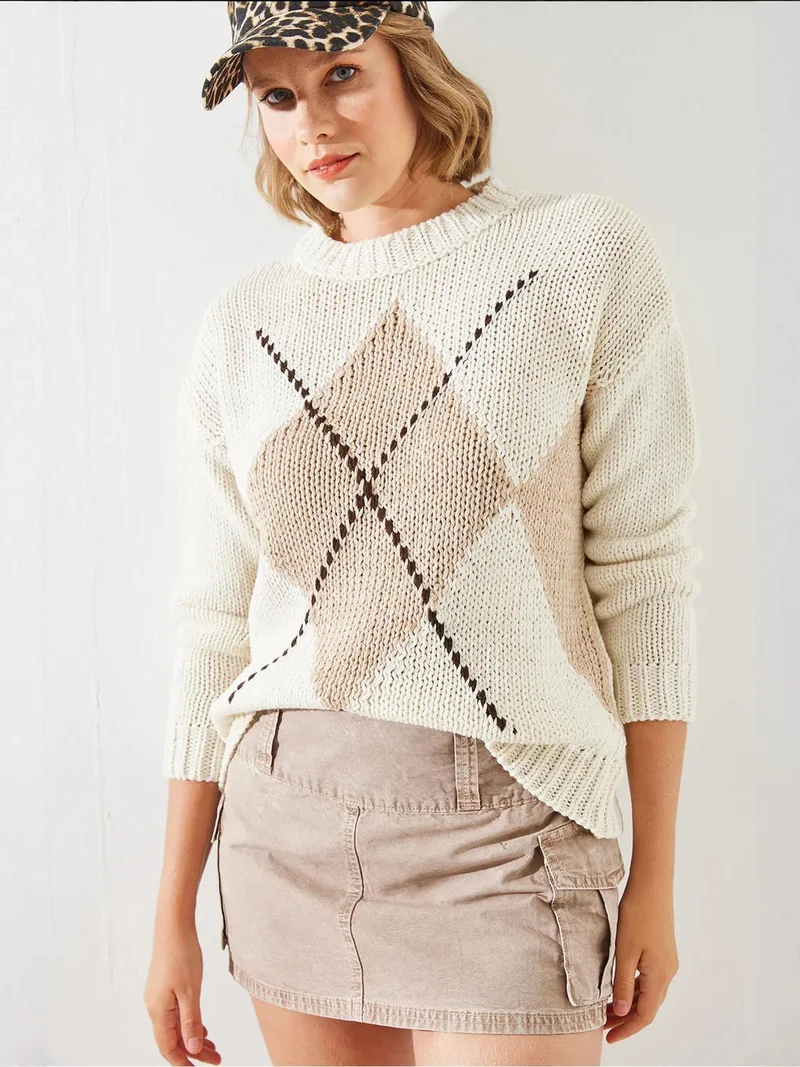 بيانكو لوتشي بلوفر محبوك بنمط هندسي من لوتشي بياقة دائرية