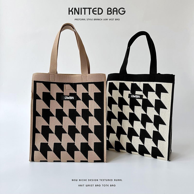 Niche Design Black And White Houndstooth Knitted Handbag Handbag All-Match Large Capacity Crossbody Bag Commuter Small Square Bag - Image 3