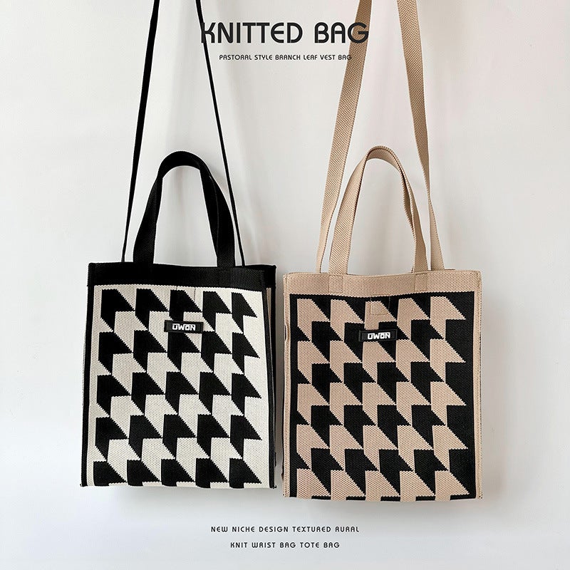 Niche Design Black And White Houndstooth Knitted Handbag Handbag All-Match Large Capacity Crossbody Bag Commuter Small Square Bag - Image 5