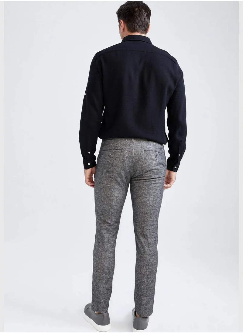 ديفاكتو Man Woven Trousers
