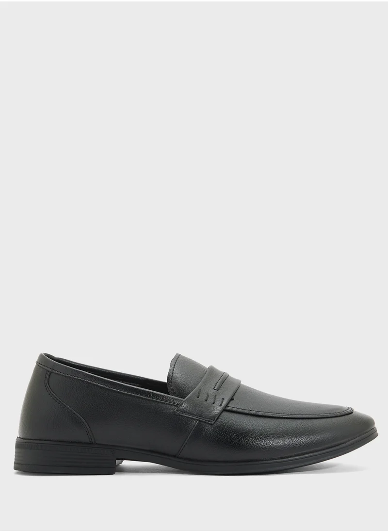 روبرت وود Smart Formal Slip Ons