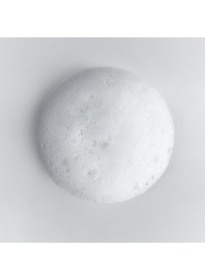 Living Proof Volumizing Blow-Dry Cream for Fine Hair - Heat-Activated Formula Adds Fullness & Body, Creates a Thicker-Looking Blowout (109 ml) - Image 3