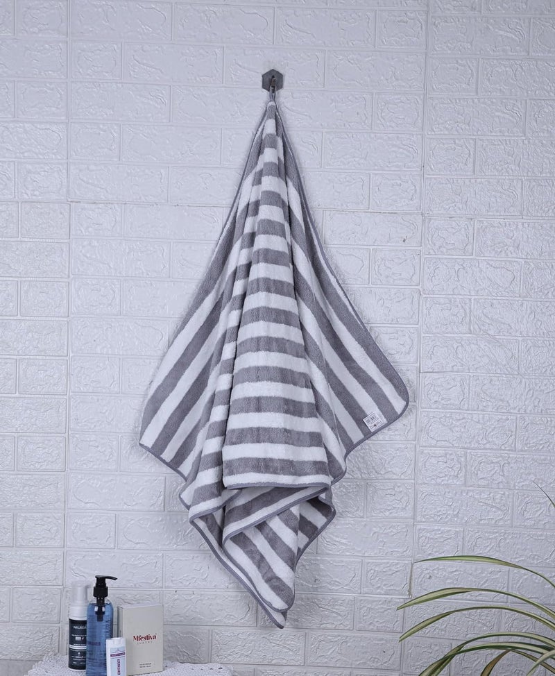 Fezora® Microfiber Bath Towels Strip | (70x140) Extra Soft Plush & Quick Dry High Absorbency Large Size Towels for Bathing (Grey & White) - Image 2