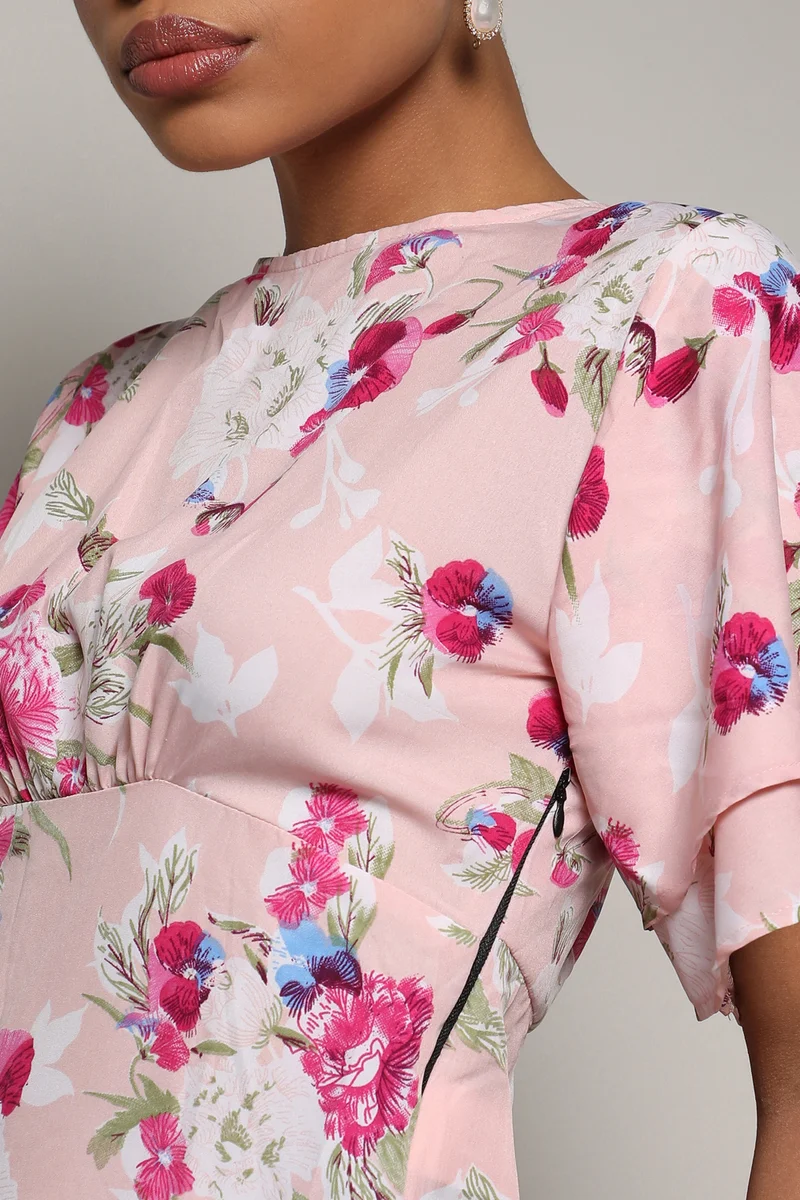 كامبوس سوترا Women's Baby Pink Flora Dress With Slit