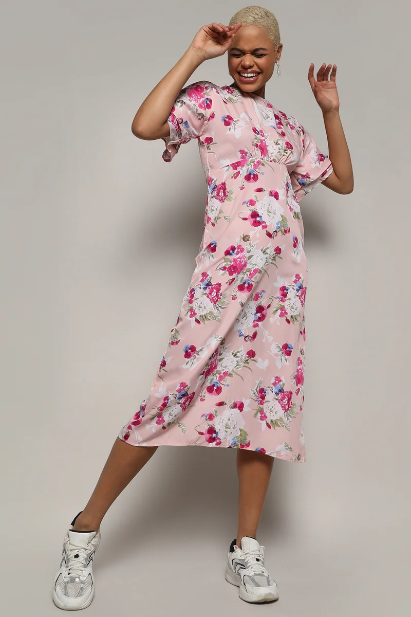 كامبوس سوترا Women's Baby Pink Flora Dress With Slit
