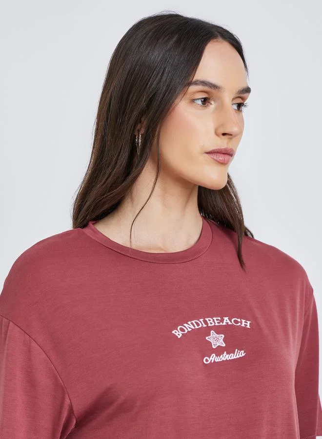 Styli Styli Women Red Bondi Beach Embroidered Oversized T-Shirt