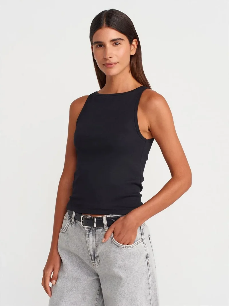ديلفين Dilvin Ribbed Halterneck Slim-Fit Blouse