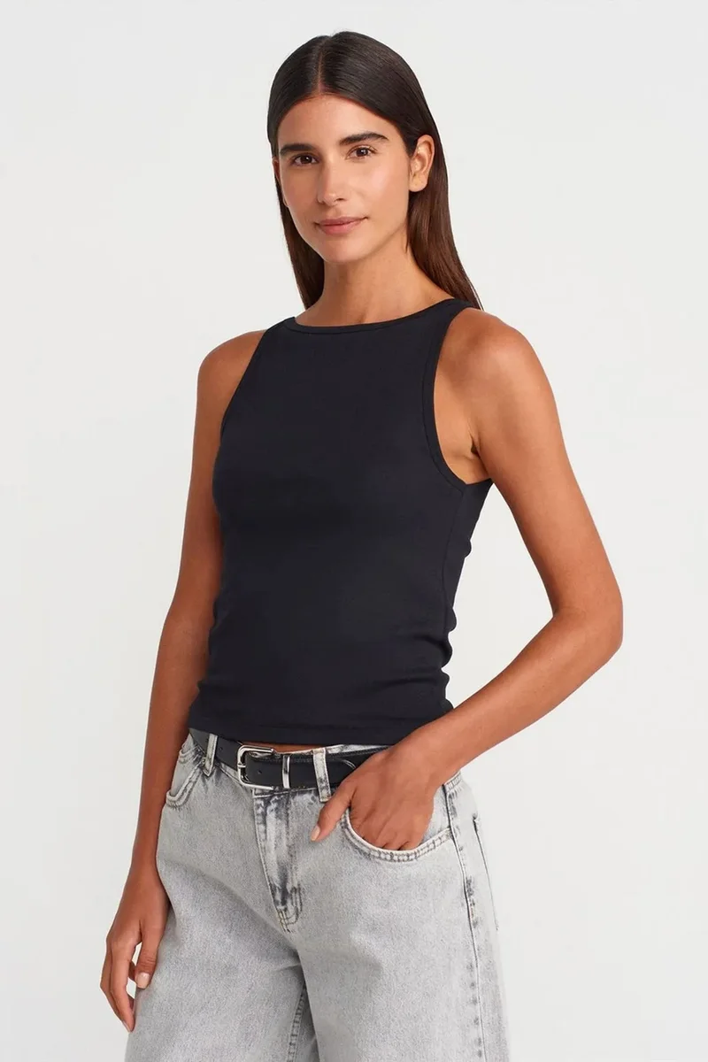 DILVIN Ribbed Halterneck Slim-Fit Blouse
