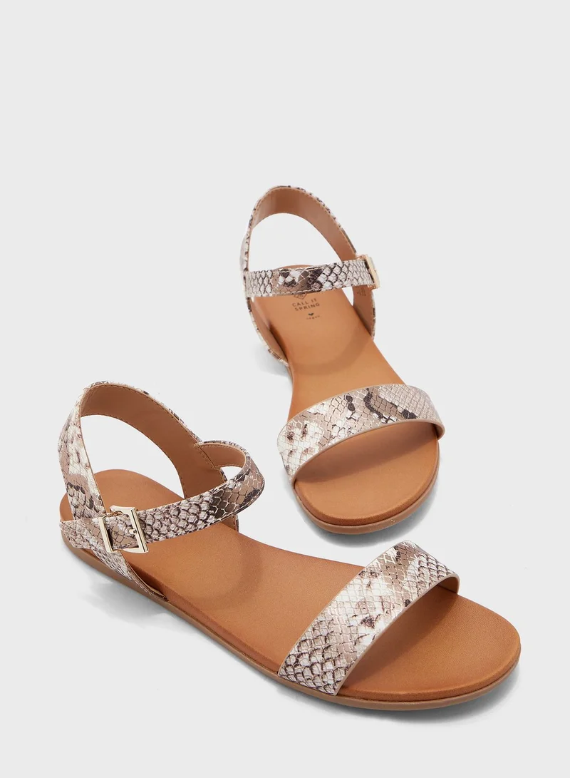 CALL IT SPRING Kassian Sandal - Champagne