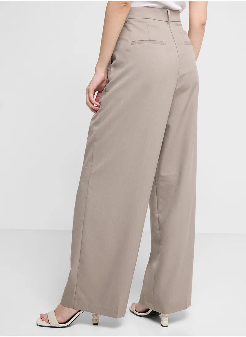 VERO MODA High Waist Pleated Detail 32"Pants
