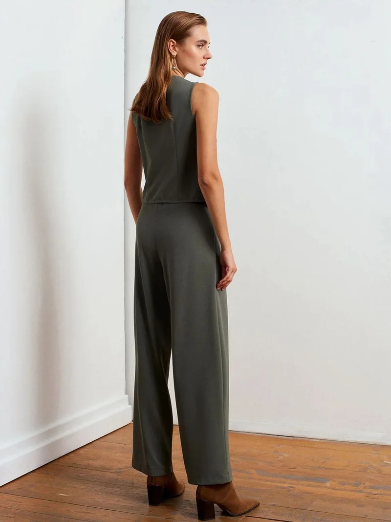 ديلفين Dilvin High-Waist Wide-Leg Crepe Trousers