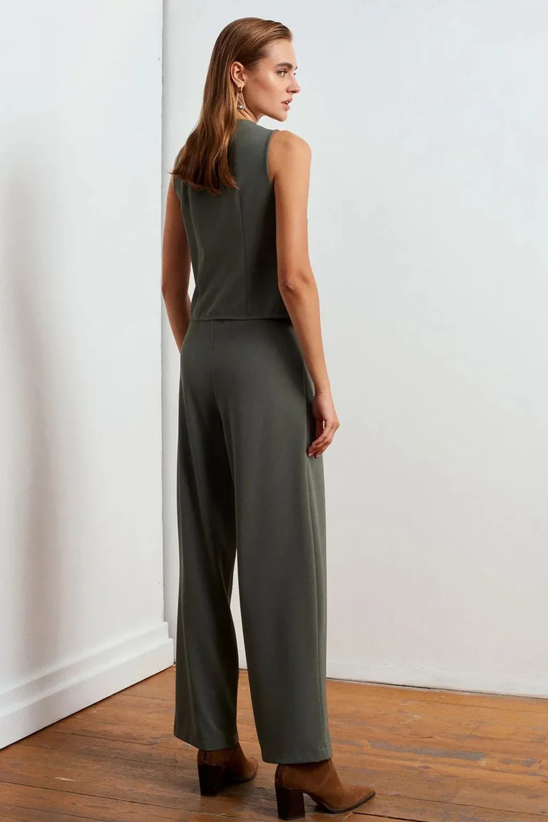Dilvin Khaki Green DILVIN High-Waist Wide-Leg Crepe Trousers for Women | Best Price UAE