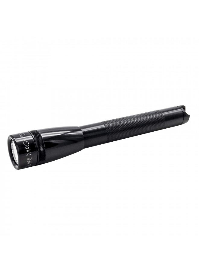 MAGLITE Maglite Mini LED 2-Cell AA Flashlight in Presentation Box Black  - Image 2