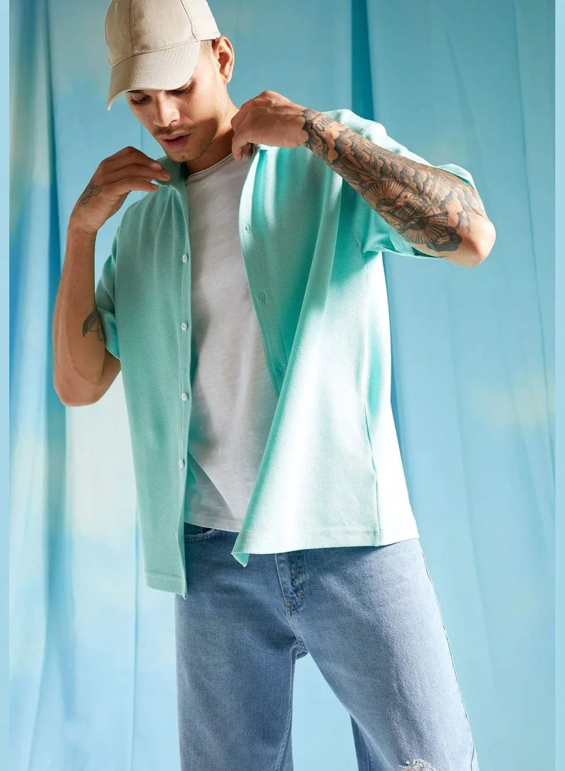 DeFacto Oversize Fit Short Sleeve Shirt