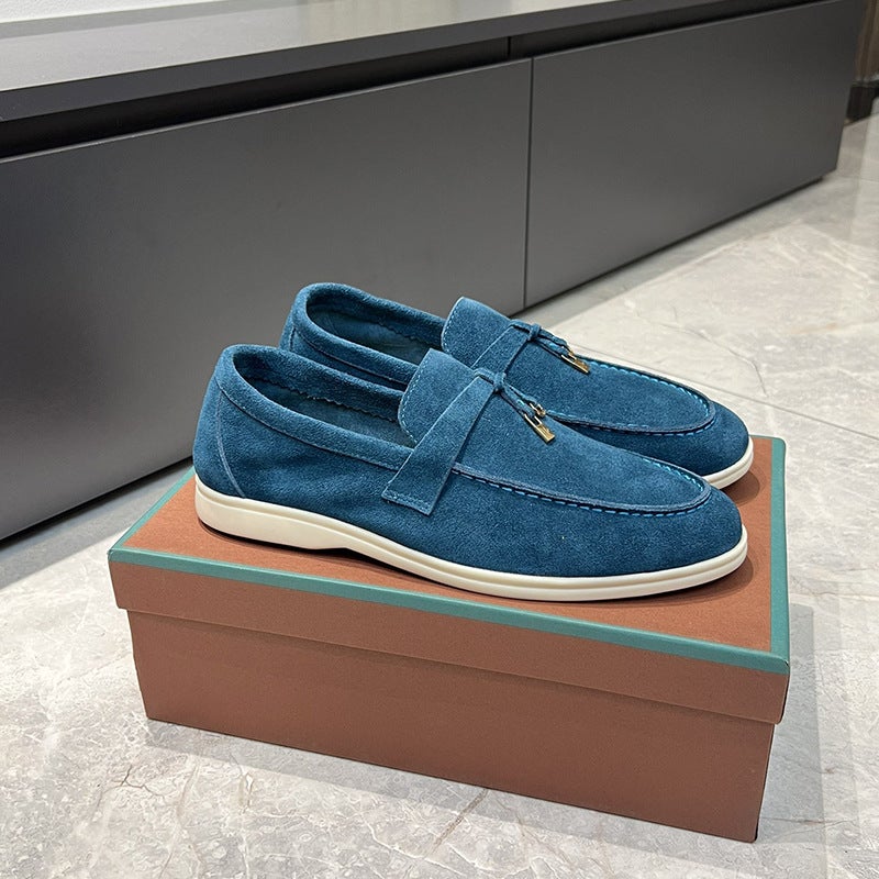 European Station Classic British Style Loafers Tassel Metal Buckle Slip-On Flats Couple Shoes - Image 1