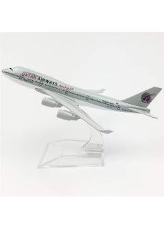 1:400 Scale Qatar Airways Boeing 747 Airplane Model