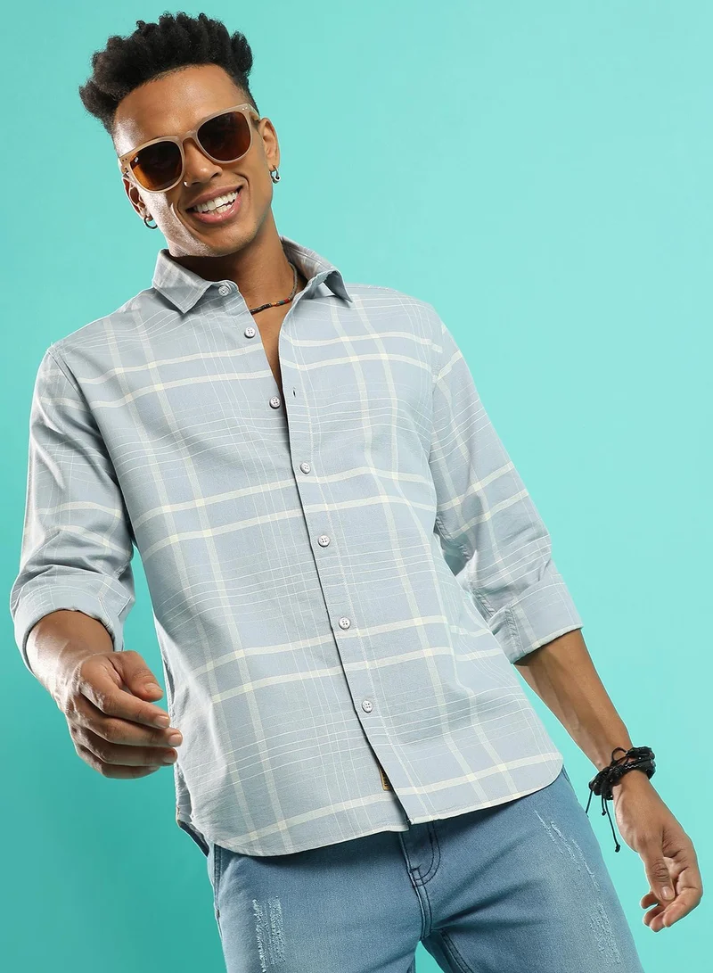 Campus Sutra Men's Light Grey Contrast Tartan Plaid Shirt For Casual Wear | Spread Collar | Long Sleeve | Button Closure | Cotton Shirt Crafted With Comfort Fit For Everyday Wear
