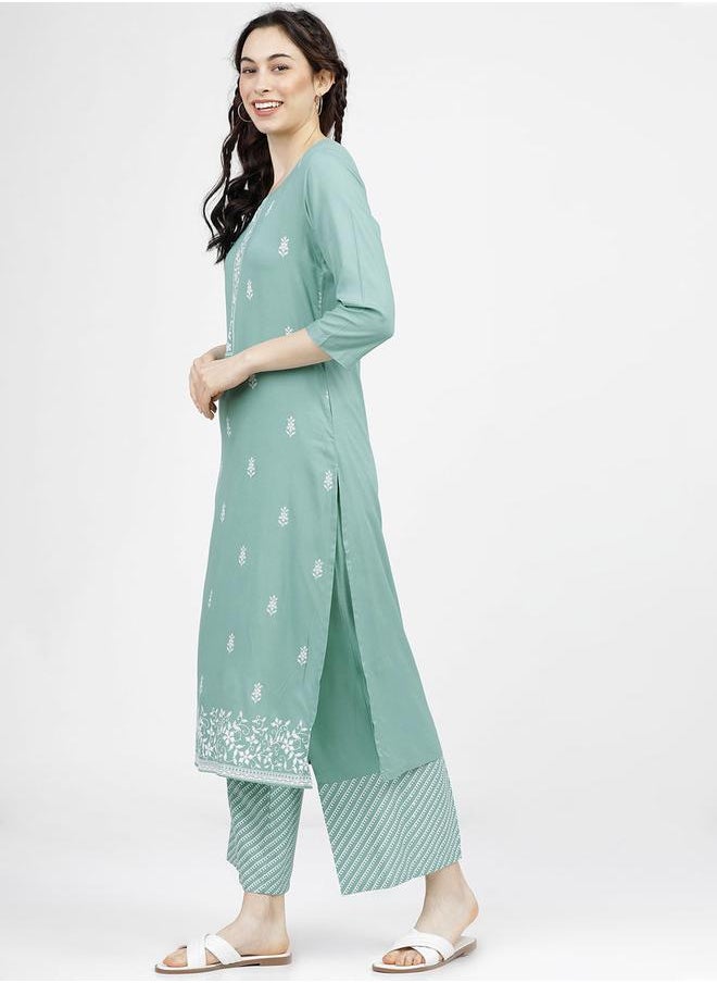 Vishudh Women Green Printed Kurta and Palazzo Set by Styli  - Image 2