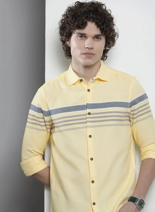 شركة المرآب الهندية Men Regular Fit Striped Full Sleeves Cutaway Collar Casual Shirt