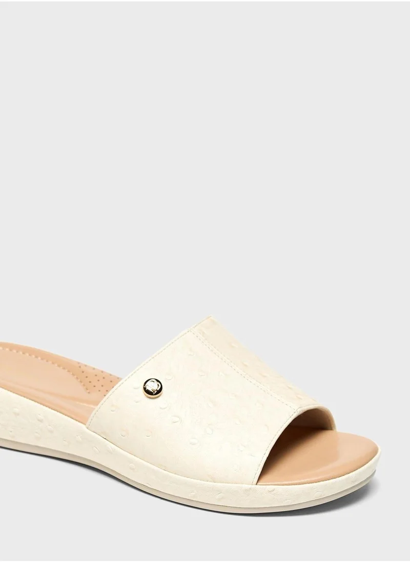شو اكسبرس One Strap Wedge Sandals