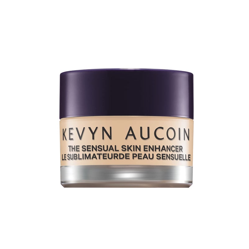 Kevyn Aucoin The Sensual Skin Enhancer SX 05 Light shade Evens skin tone Allinone foundation concealer highlight and contour All skin types Makeup artist go to that color corrects covers