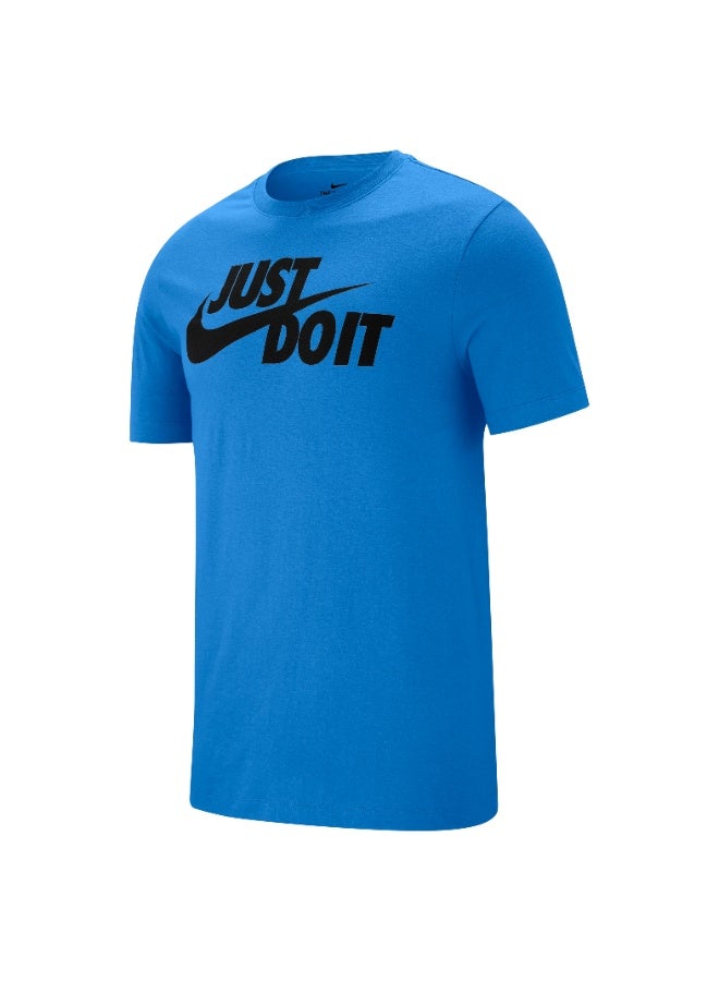 Nike Men’s Nike Sportswear Just Do It Swoosh T-Shirt - Image 1