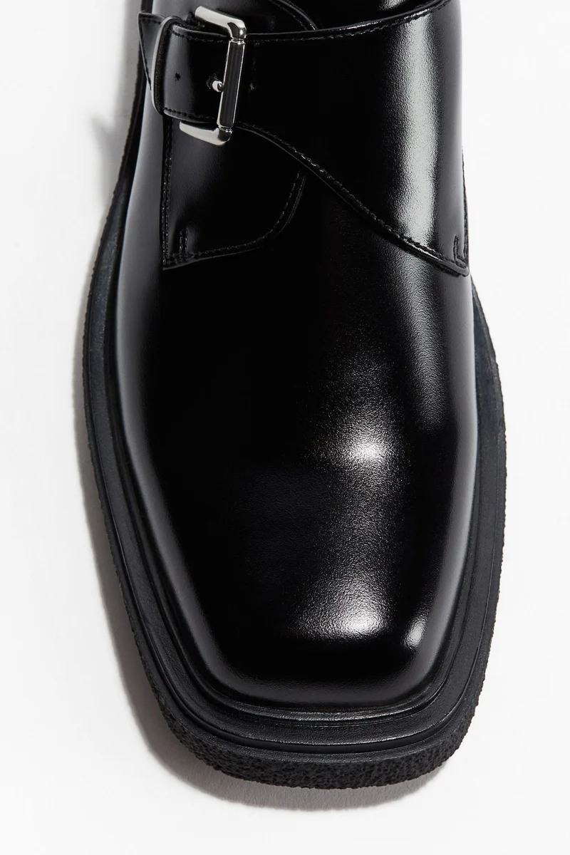 اتش اند ام حذاء مونكستراب