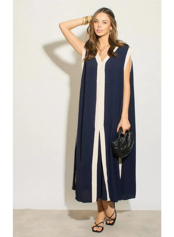 Hoxton Gal Navy V‑Neck Sleeveless Oversized Maxi Dress