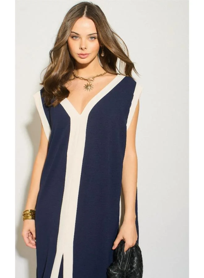 Hoxton Gal Navy V‑Neck Sleeveless Oversized Maxi Dress