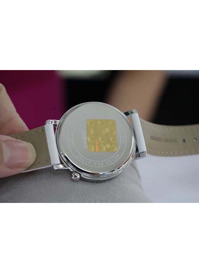 CASIO Women's Analog Round Shape Leather Wrist Watch LTP-E123L-7ADF - 31 Mm  - Image 2