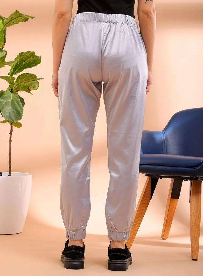 مرفوعة Women Regular Fit Solid High-Rise Joggers