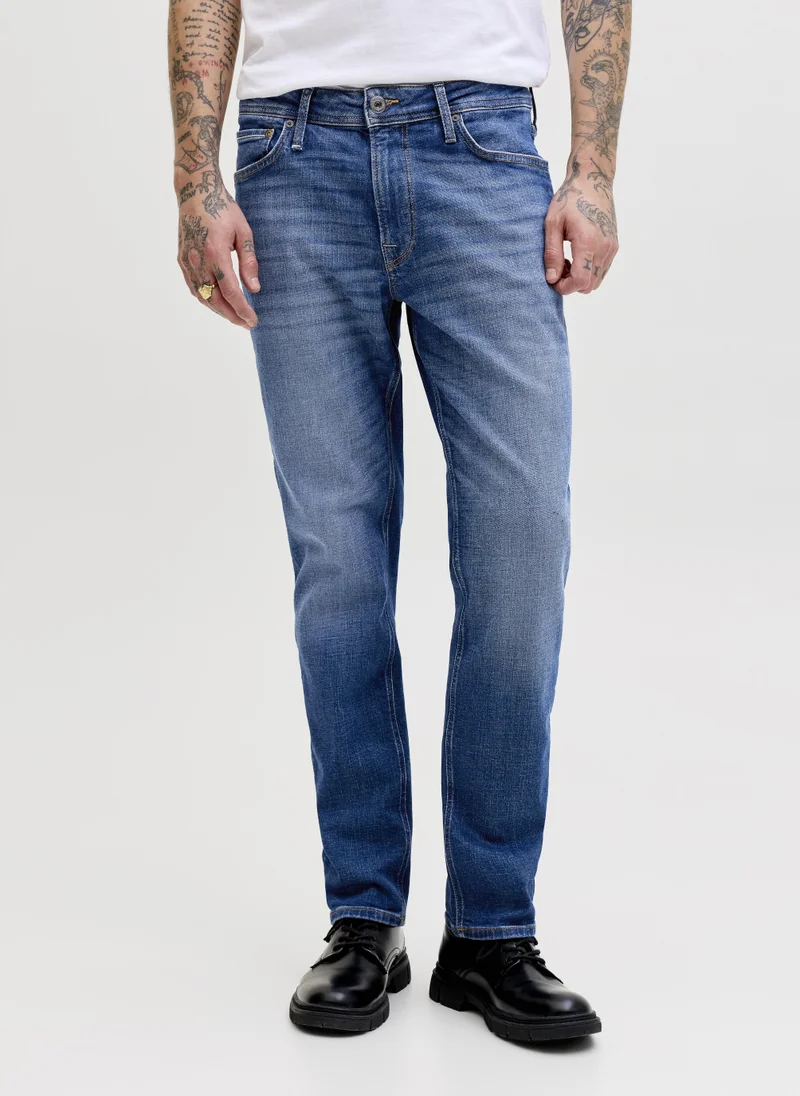 جاك اند جونز Relaxed Fit Jeans