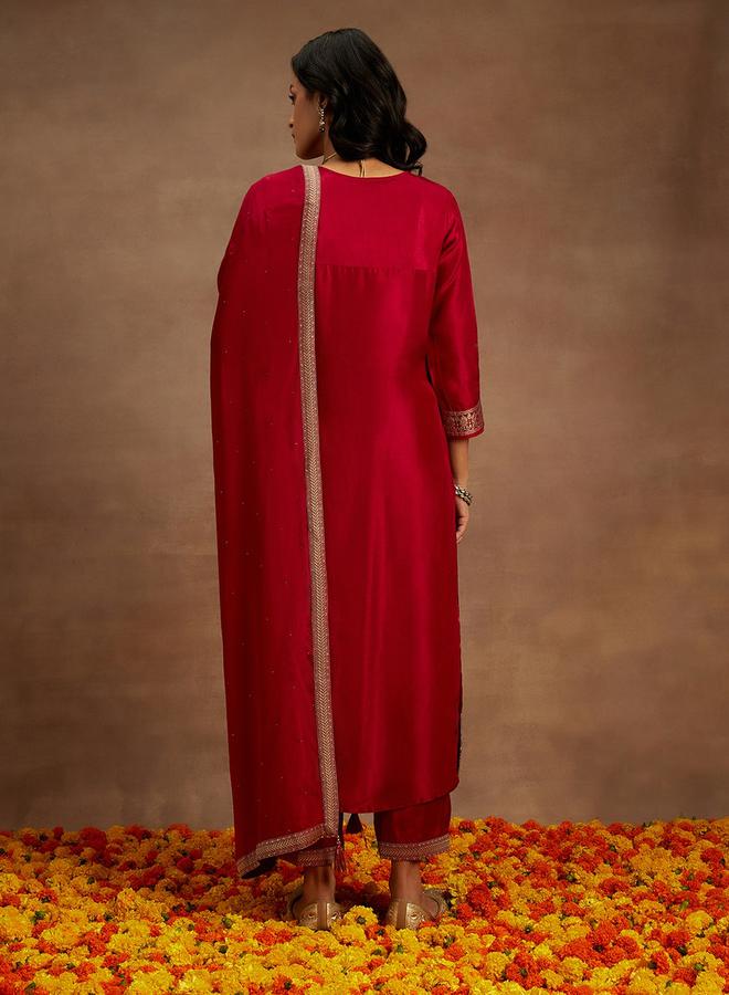 لباس طقم لي باس كورتا مطبوعة وسروال سادة مع دوباتا شيفون - Image 3