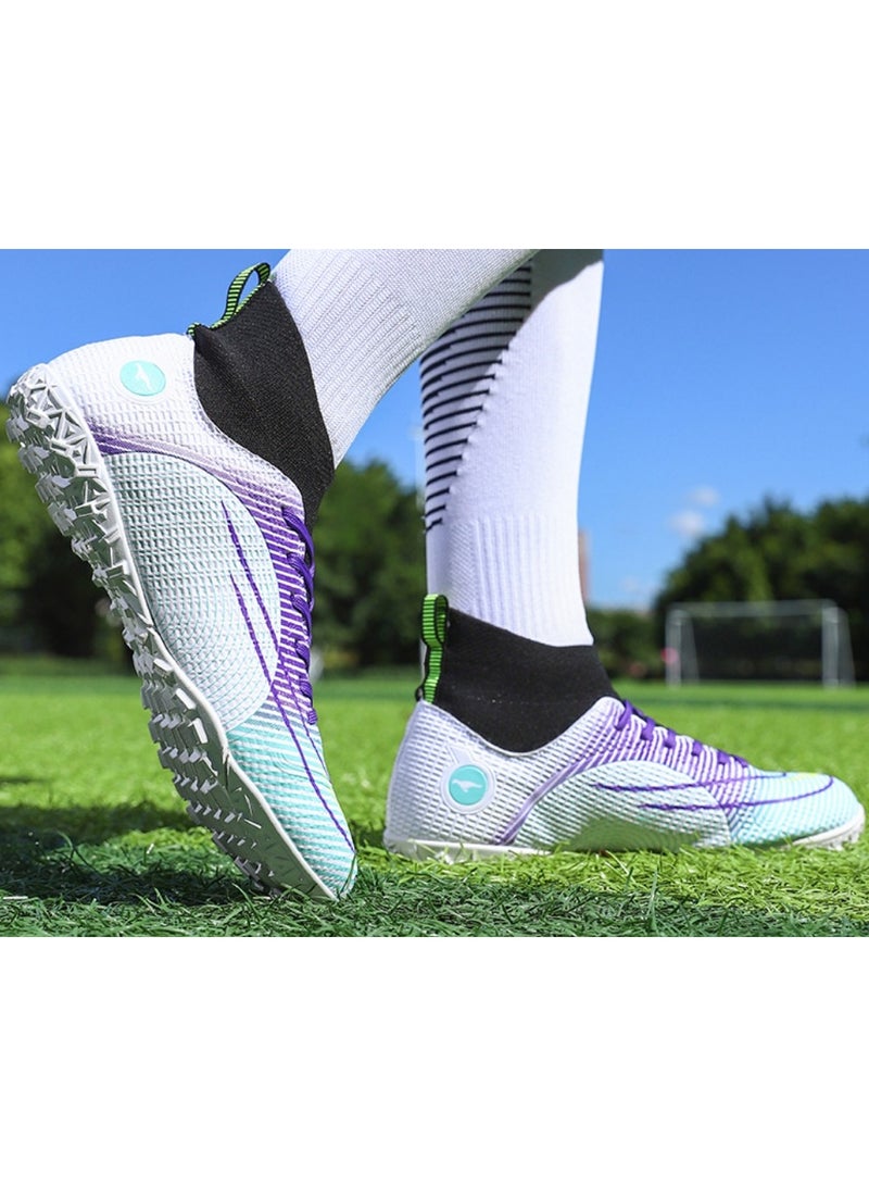 New Comfortable Men's And Women's Football Shoes