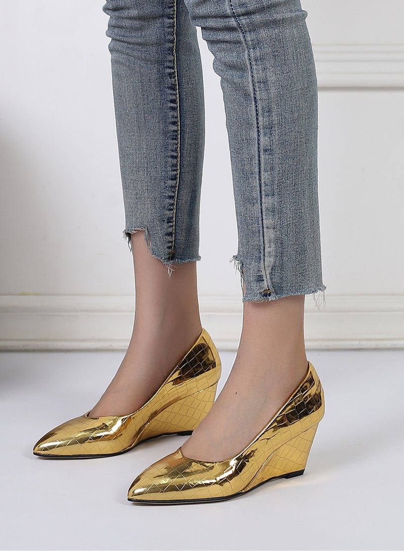 Loquat Women's Shiny Platform Wedge Heeled Sandals Slip On Closed Pointed Toe Wedge Pumps Gold  - Image 3