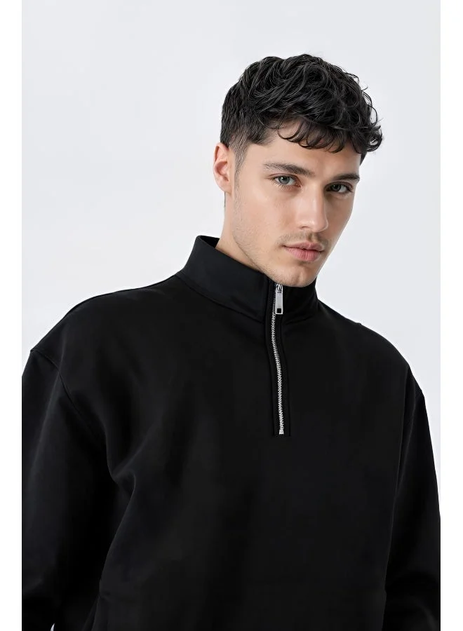 مانياك سويت شيرت رجالي بياقة عالية وأكمام كاملة بلون أسود من الفليس