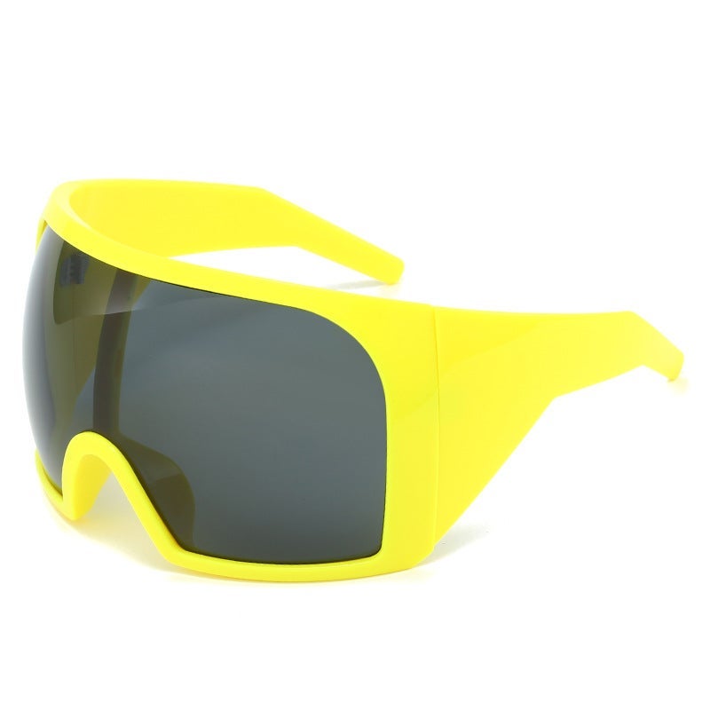 2023 Futuristic Large Frame Sunglasses for Men and Women yellow frame gray sheet