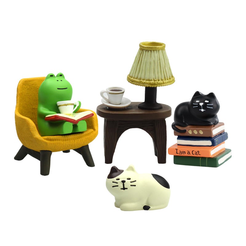 RAQWI Cute Mini Frog and Cat Figurine for Office, Home Decoration Perfect Cute Frog and Cat Gift - Image 1