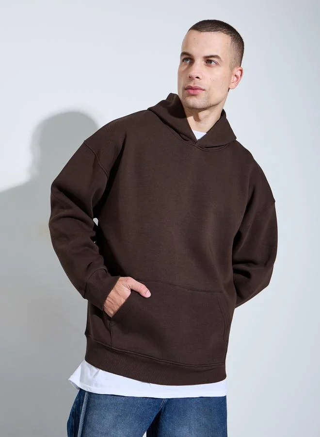 ستايلي Men Oversized Brown Slogan Print Fleece Hoodie