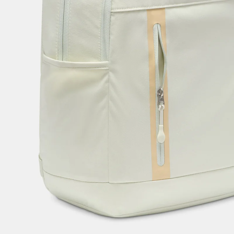 نايكي حقيبة ظهر أساسية فاخرة