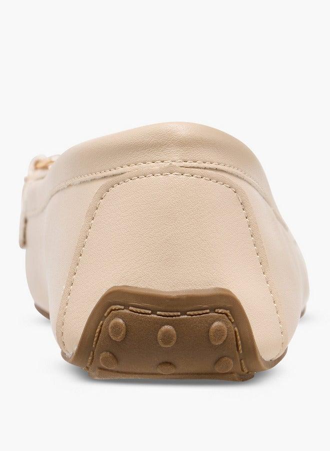 سيليست حذاء نسائي سهل الارتداء بنقش شعار - Image 5