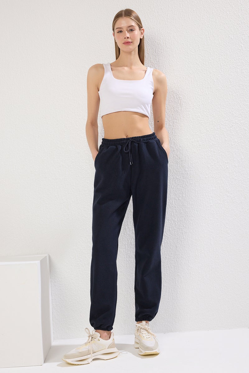 trendyol Dark Navy Thessaloniki Comfortable Fit Pocket Knitted Sports Sweatpants TWOAW21EA0168 - Image 1