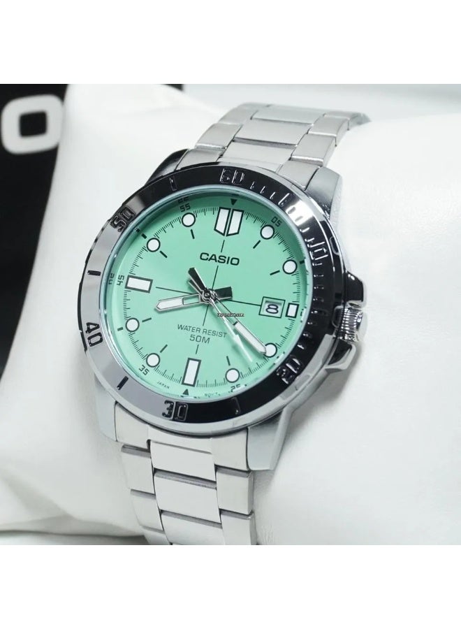 CASIO Men's Watch Analog Formal - MTP-VD01D-3E1VUDF - Image 3