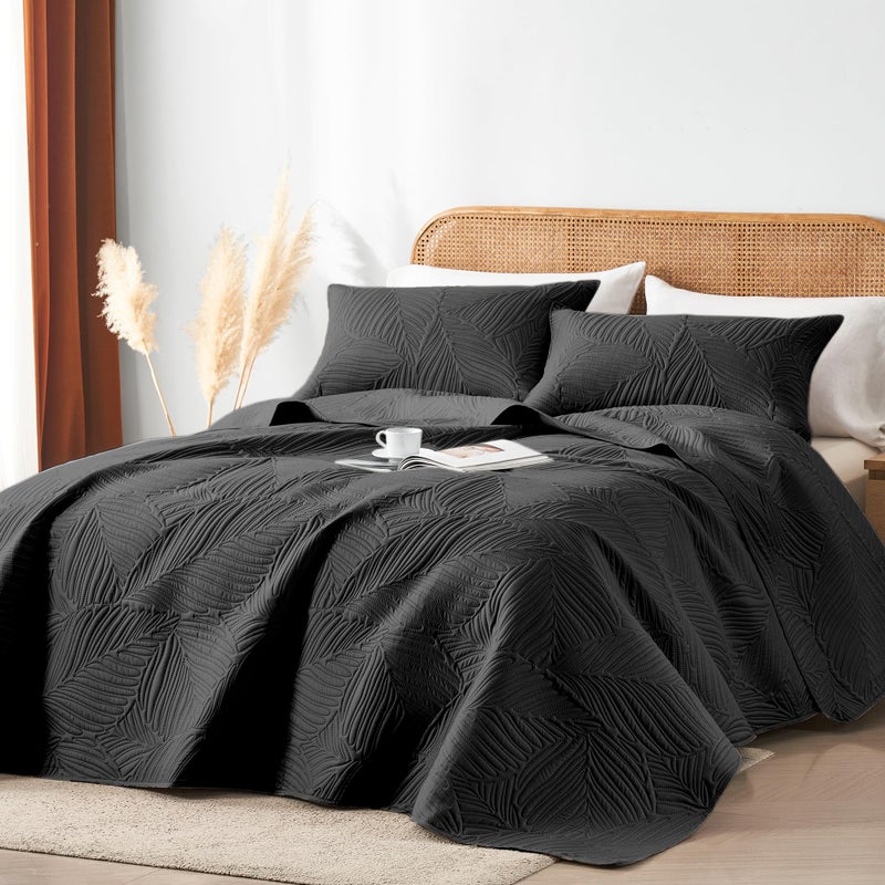 OARAGE King Quilt Bedding Set Lightweight Soft Black Bedspread Coverlet with Leaf Pattern Ultrasonic Microfiber Bed Cover Set for All Season 3 Pieces (1 Quilt  2 Shams) - Image 2