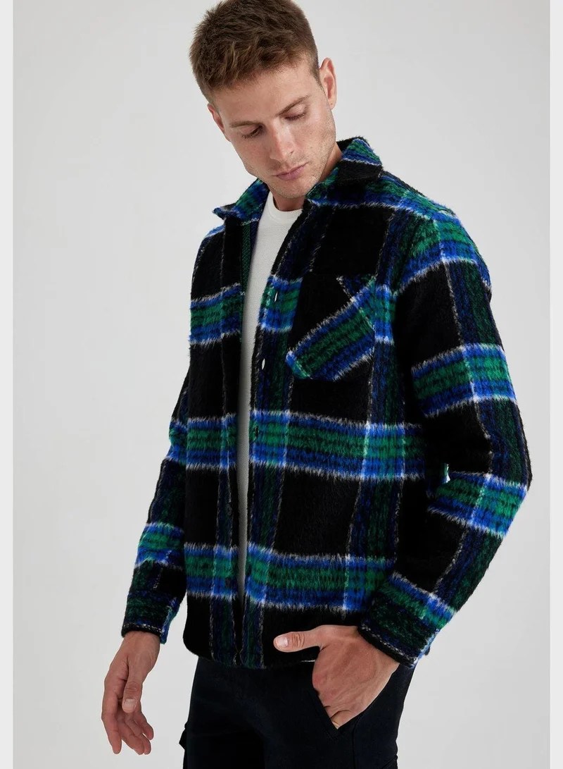 ديفاكتو جاكيت كاروهات بجيوب