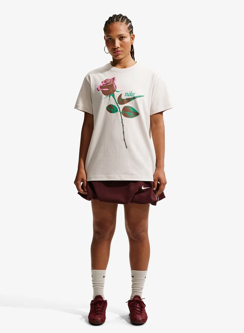 نايكي تيشيرت إن إس دبليو كلاسيك إس تي