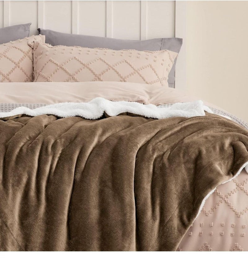 Generic Faux Fur Duvet Cover with Sherpa Lining, 220x240 cm, Reversible Plush Bedding, (cafe) .sr