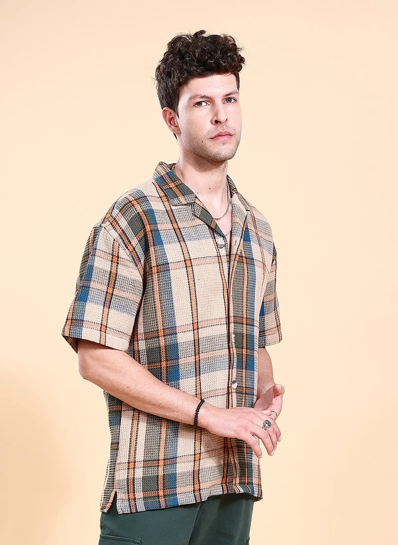 ذا انديان كراج كو Men Relaxed Fit Checkered Half Sleeves Cuban Collar Resort Wear Shirt