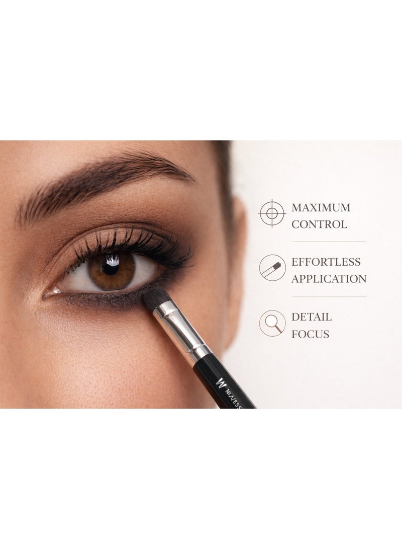 Lower Lash Line Eyeshadow Brush – Small Smudge Brush for Eyeliner Blending & Detail Eye Makeup – Precision Under Eye & Smoky Eye Brush - Image 4